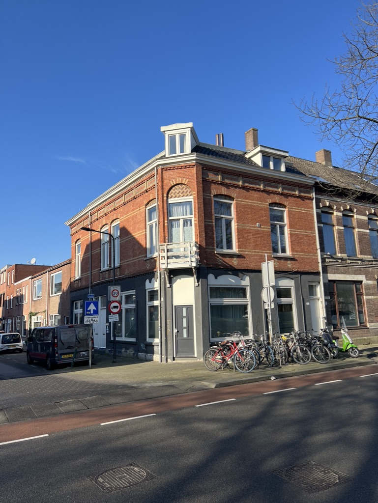 Beleggingspand | tramsingel - beekstraat